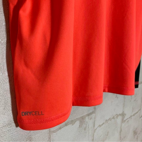 Puma Bright Red Sports Crop Top NWOT - Picture 6 of 7